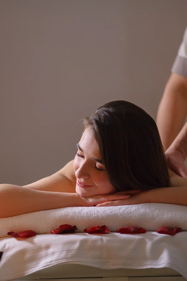 Best Thai Massage near Strathmore Heights