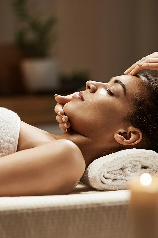 Combination Massage near Strathmore Heights Thai Foot Massage in Glenroy